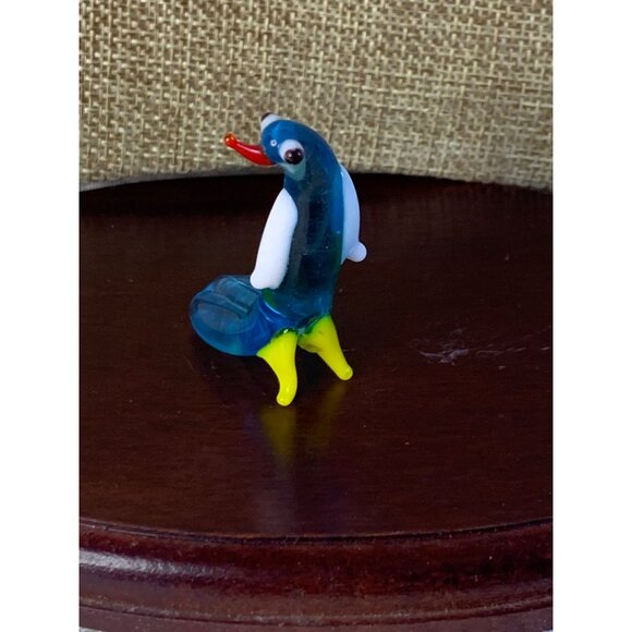 Blown Glass Blue Bird figure Vintage 2 inch tall - Picture 2 of 9